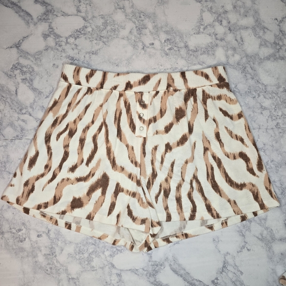 Colsie 3-Piece Pajama Set Animal Print Medium Lounge Set - Picture 7 of 16